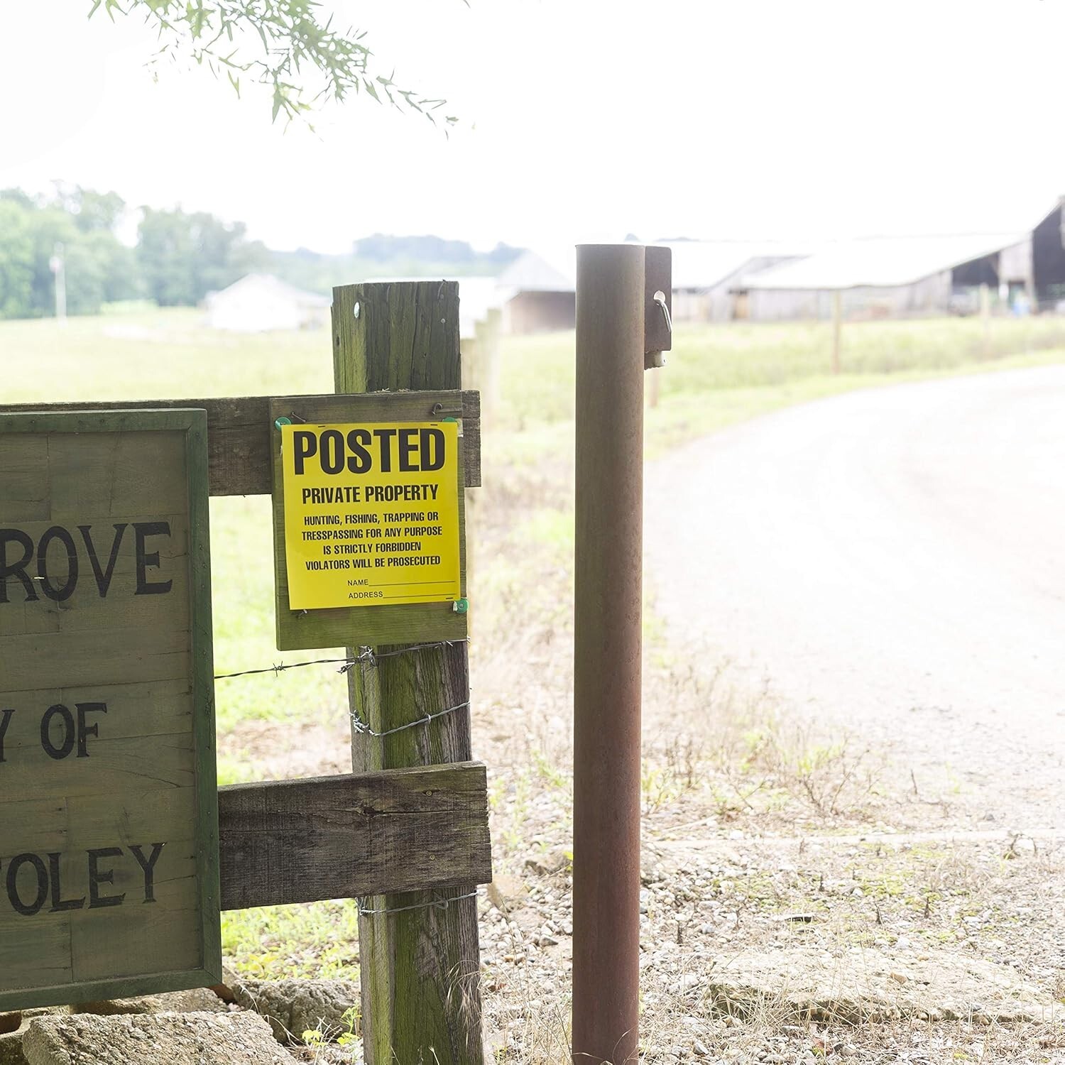 Posted Signs 20-Pack, No Hunting/Trespassing, Heavy Duty, 11&Prime;x11&Prime; Yellow