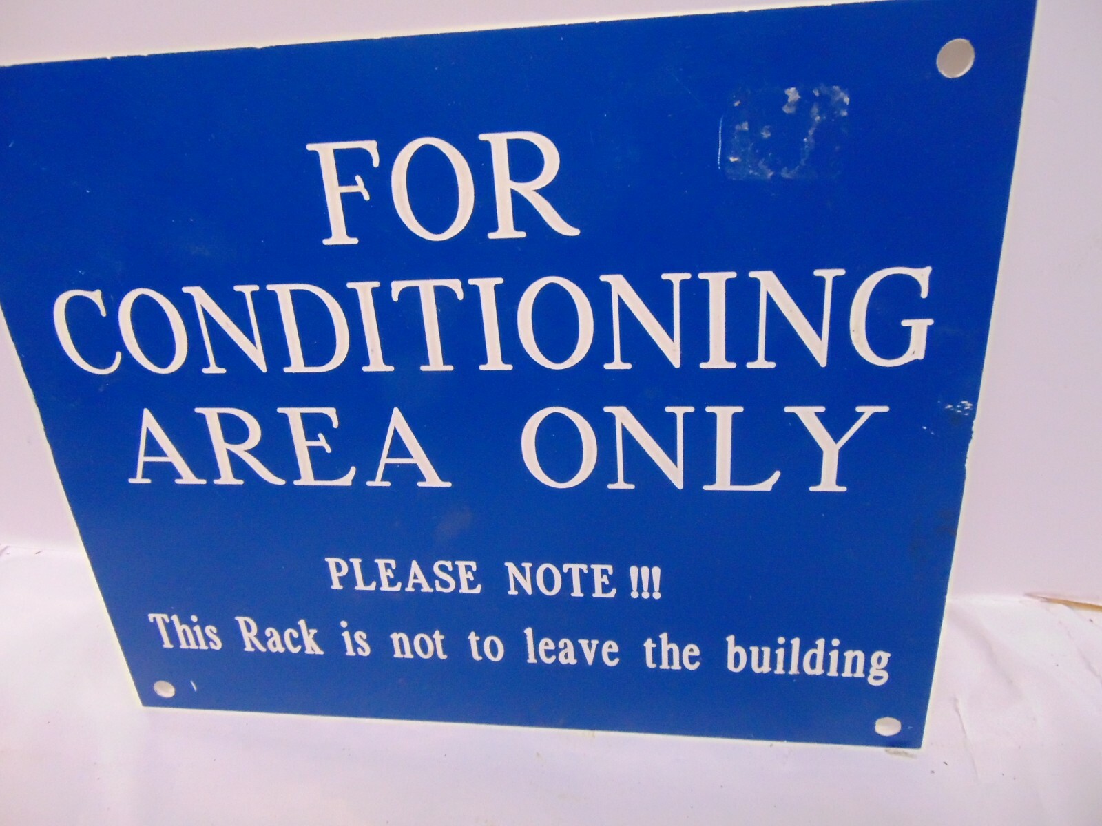 Vintage « Air Conditioning Area Only » blue sign 10&Prime; x 8&Prime; USA