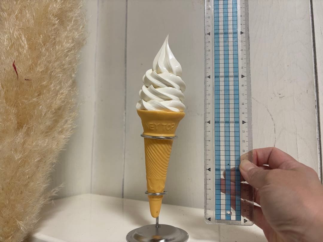 Soft serve ice cream food samples: Vanilla, Mixed, Chocolate ⚠️ Stand not in