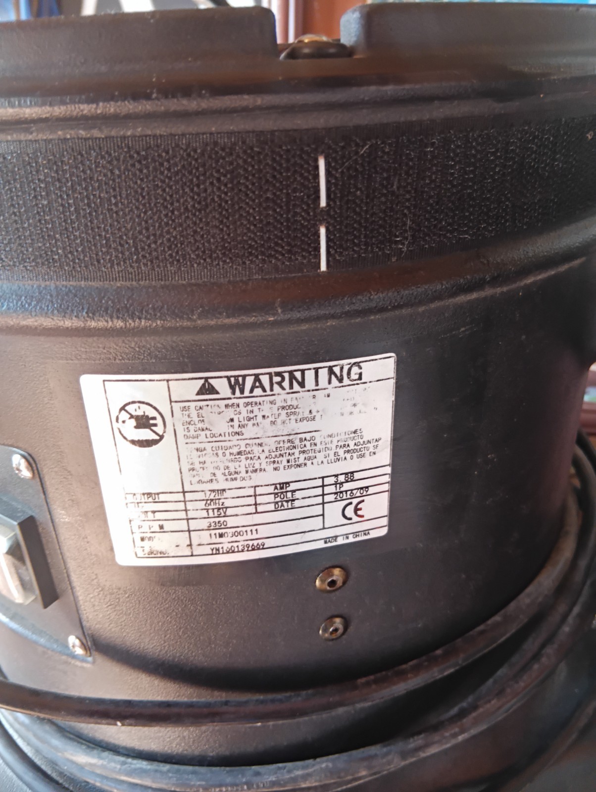 1/2 HP 12 in Diameter Vertical Advertisement Tube Man Inflatable Blower Fan