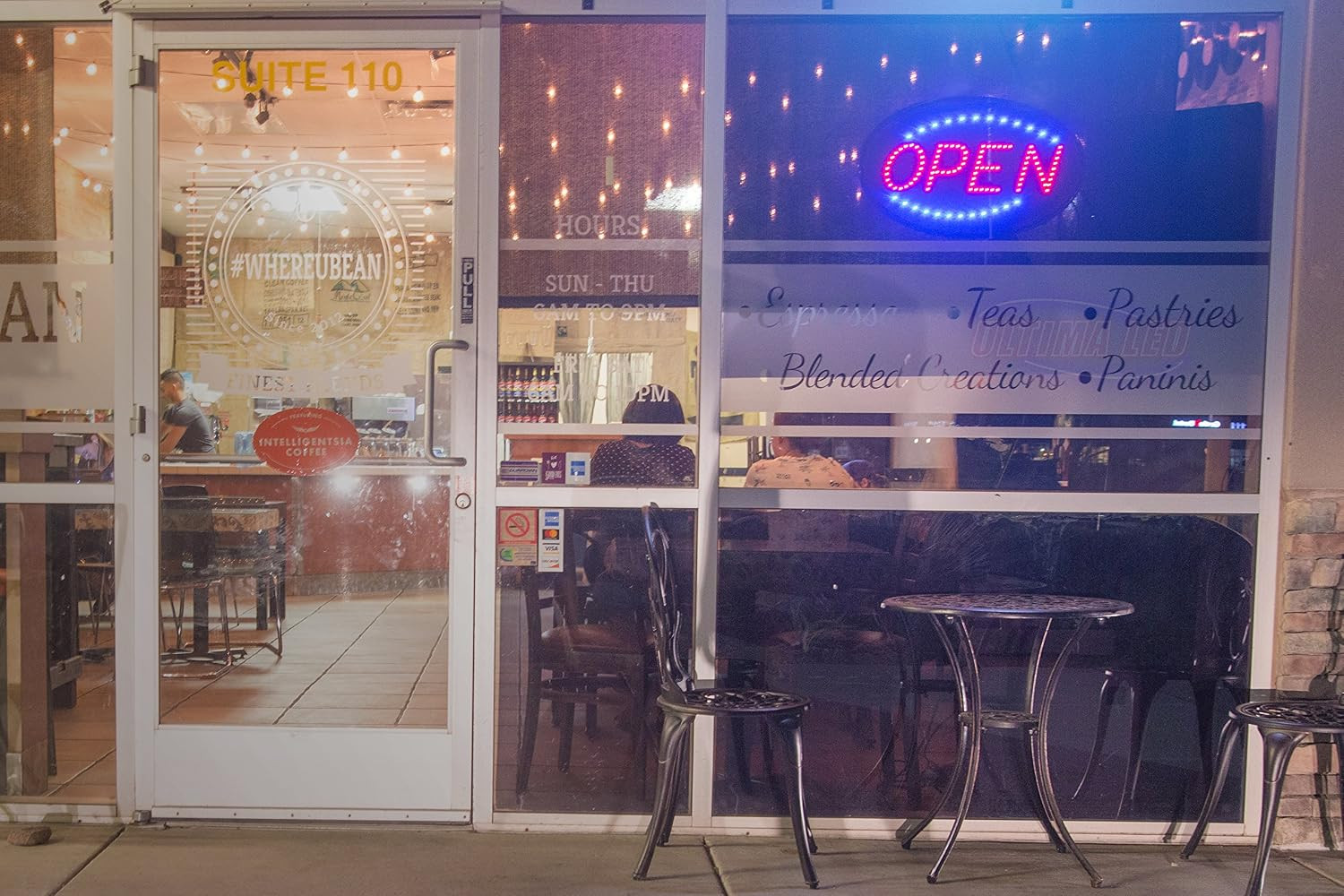 Neon Open Sign for Business: Oval LED Sign with Flashing Mode for Stores