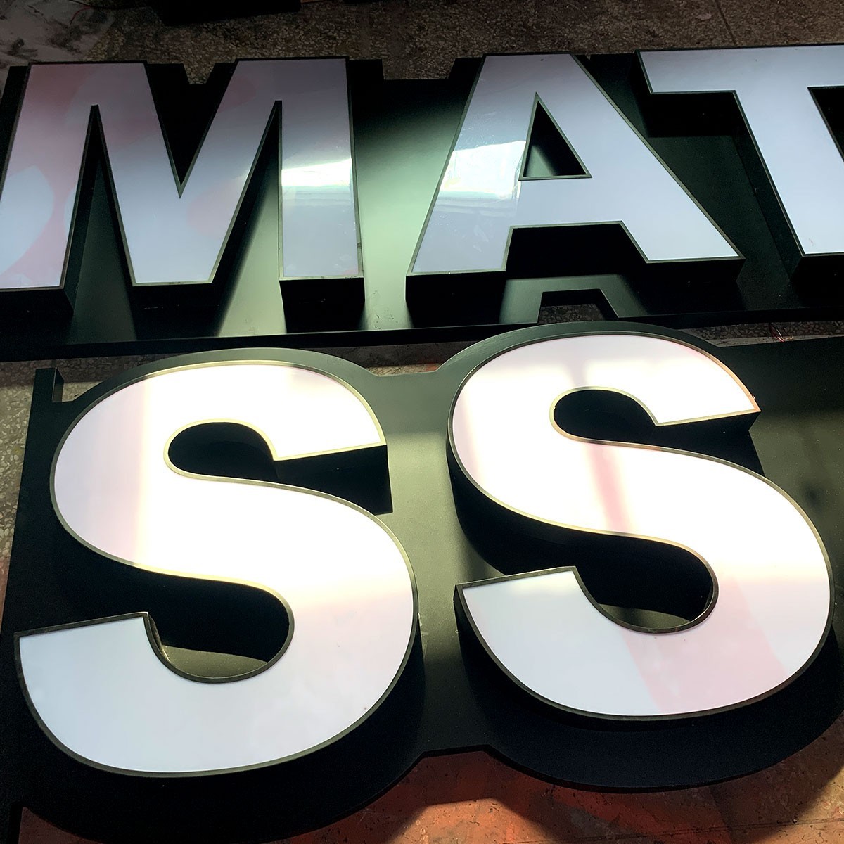 Custom shop business signs led outdoor light illuminated sign letters 3D logo