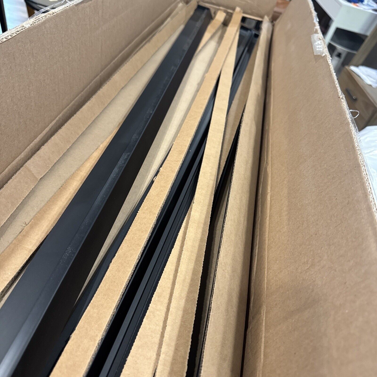 Vusion Group Digital Display Rail Set 48&Prime; *rails only* Pack of 40