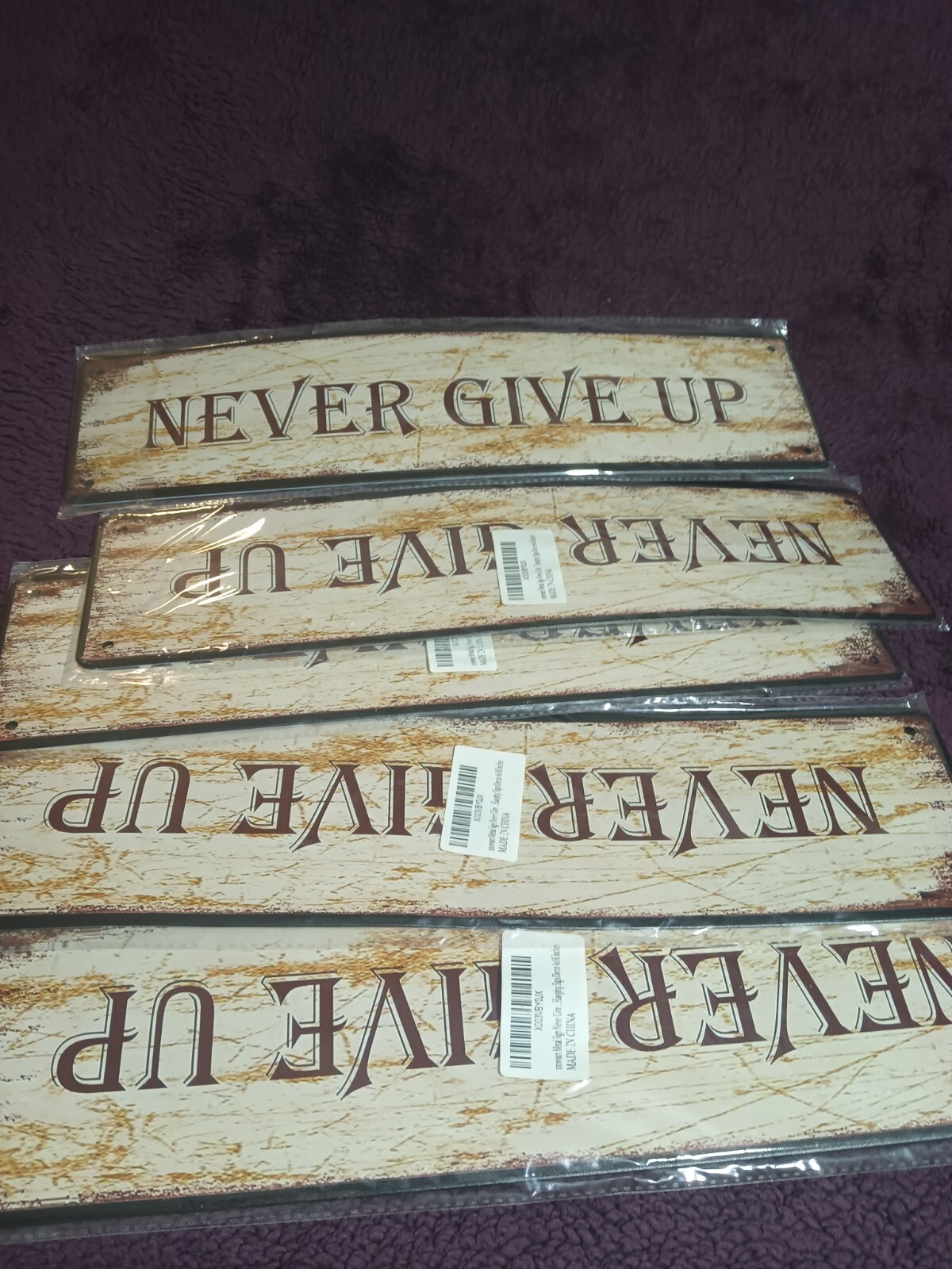4&Prime; X 15&Prime; Aluminum Garden Sign « NEVER GIVE UP » Beige & Brown W/ 4 Mounting Holes