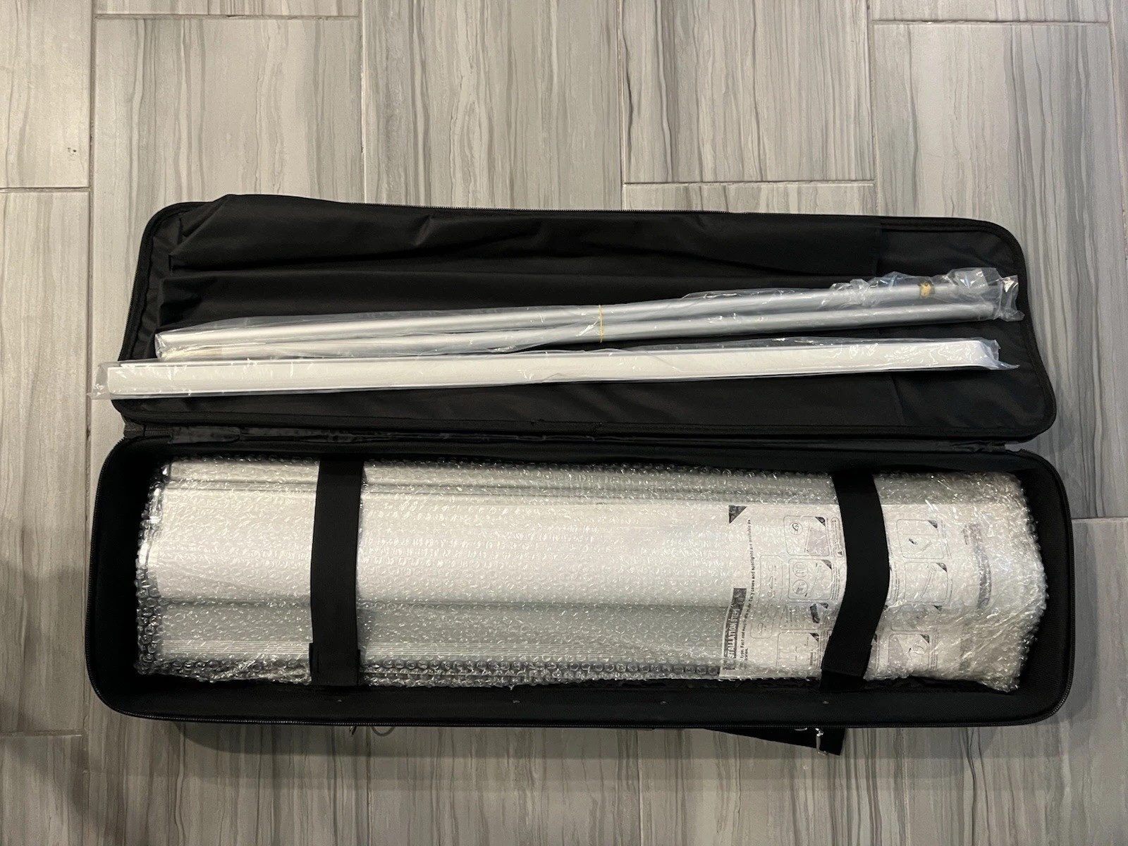 36” Deluxe Retractable Roll Up Banner Stand w/ Carry Case New