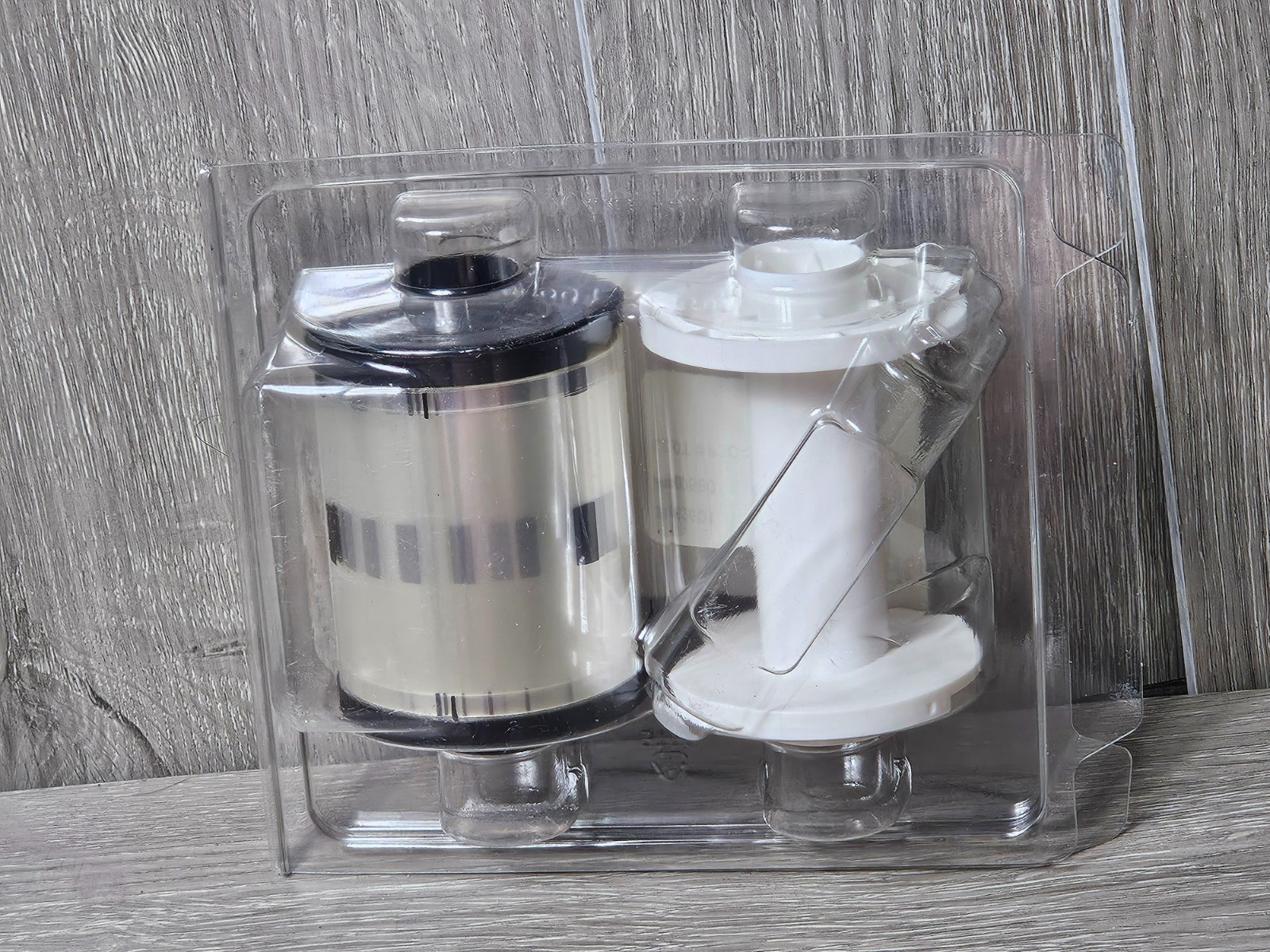 HID 082601 Fargo Polyguard Overlaminate 1.0 MIL Whole 250 Images exp. 3-28 on