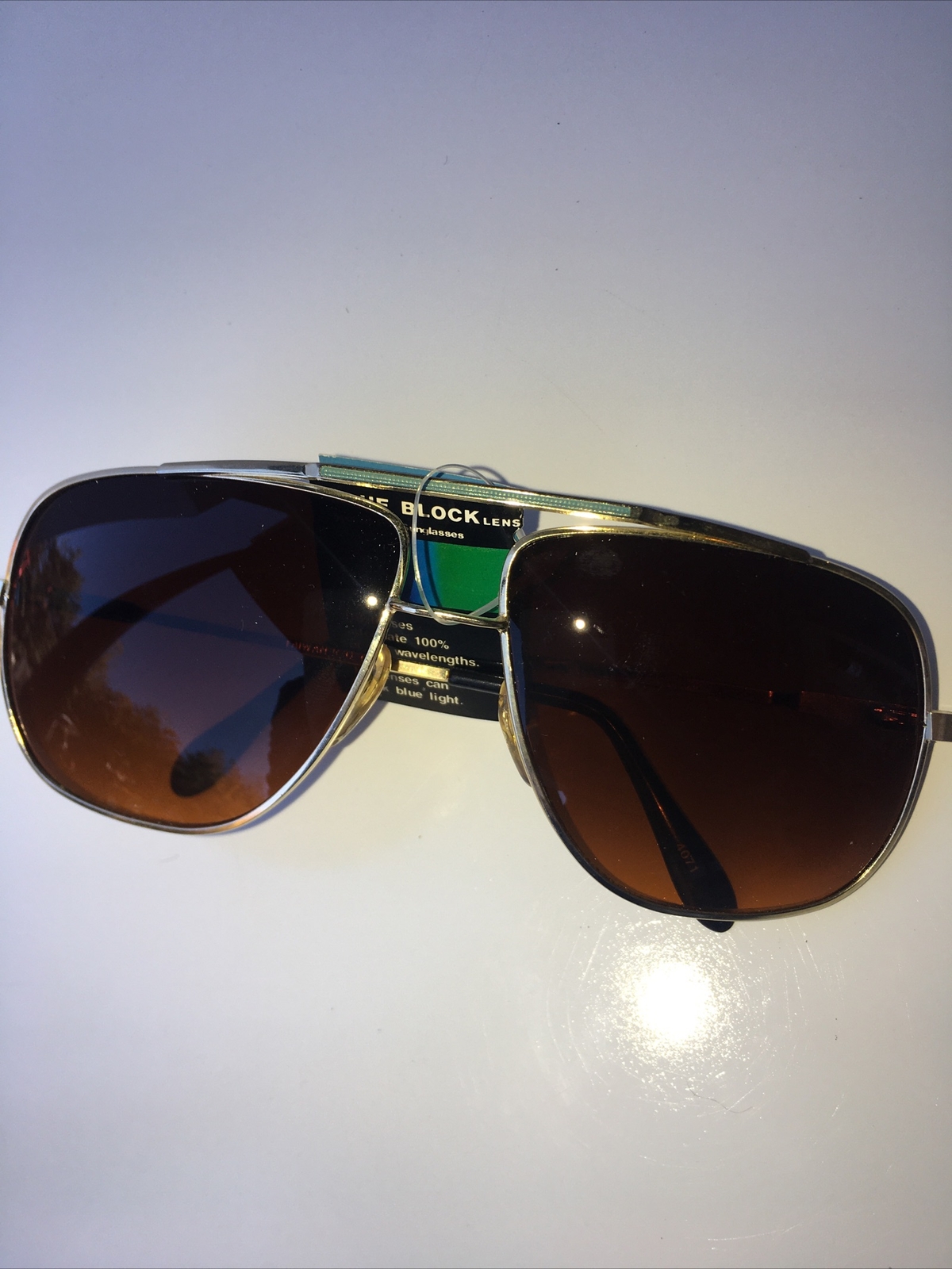 Vintage GOLD Aviator 80&rsquo;s Sunglasses Made In Taiwan 80s Glasses NEW