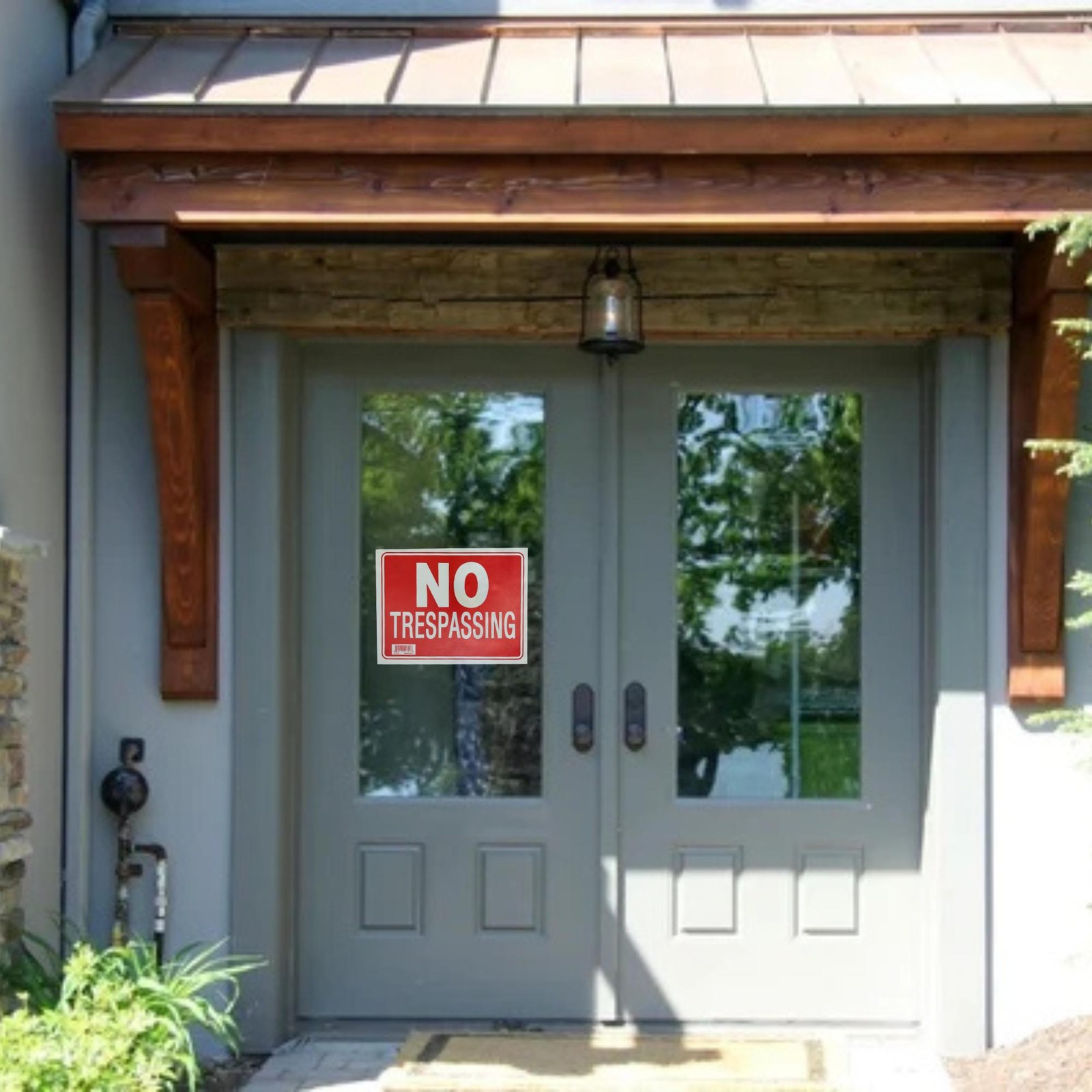9&Prime;X12&Prime; « NO TRESPASSING » Plastic Signage Sign-1 Pack
