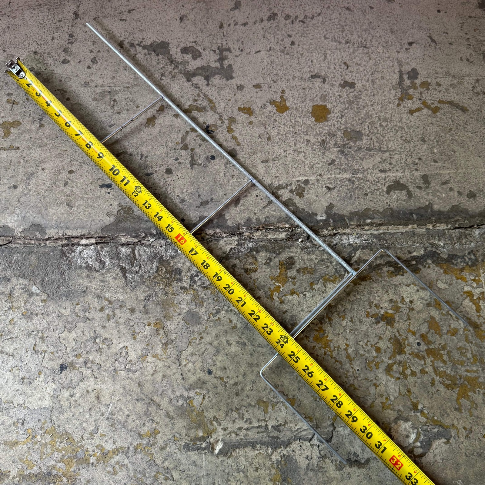 STEP STAKE (25 PACK) U-TOP Yard Sign Step Stake 1/4&Prime; B x 5 1/2&Prime; x 30&Prime; Grey