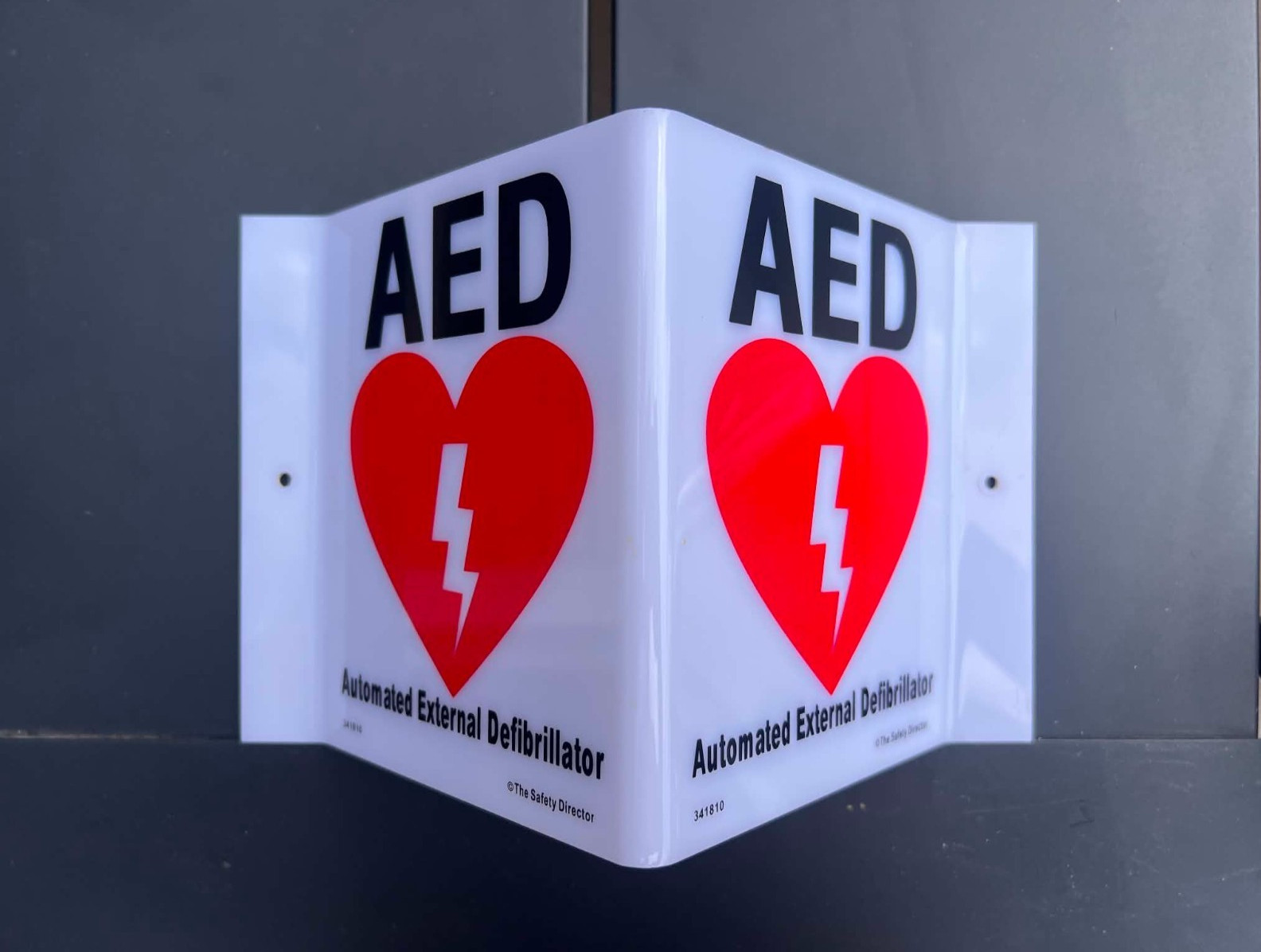 AED V Sign 9x6x4 Inch Acrylic Standard Emergency Black Red On White