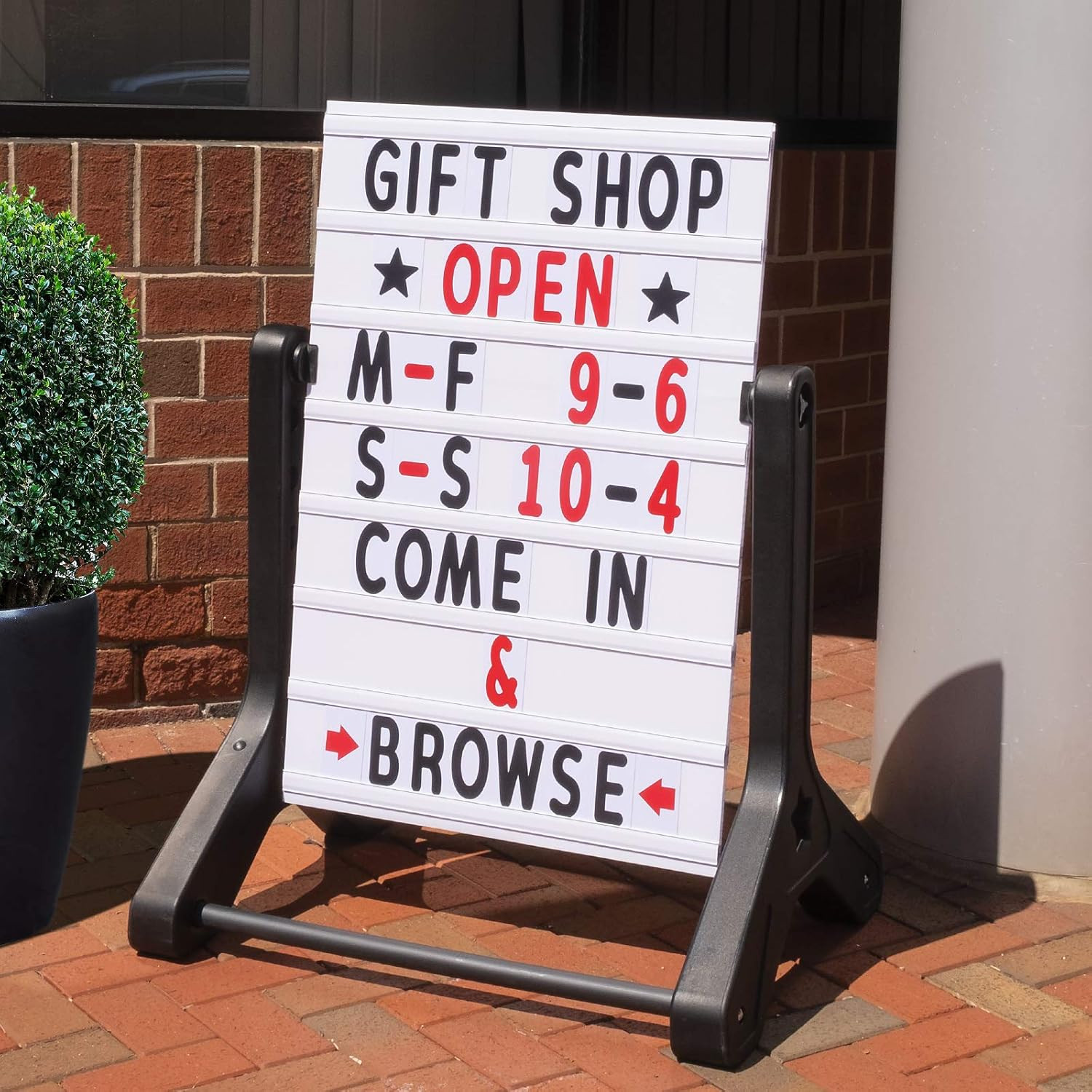 Swinging Changeable Message Sidewalk Sign: 24&Prime; X 36&Prime; Sign with 792 Pre-Cut Doubl