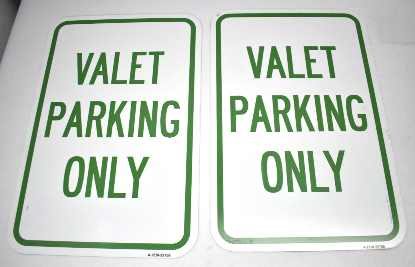 Lot of 2 Valet Parking Only Aluminum Reflective Signs 12&Prime; x 18&Prime; Green/White