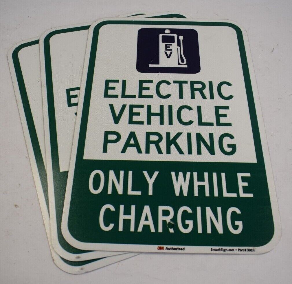 SmartSign 301H Electric Vehicle Parking Only While Charging Sign 12&Prime; x 18&Prime; 3 Pk