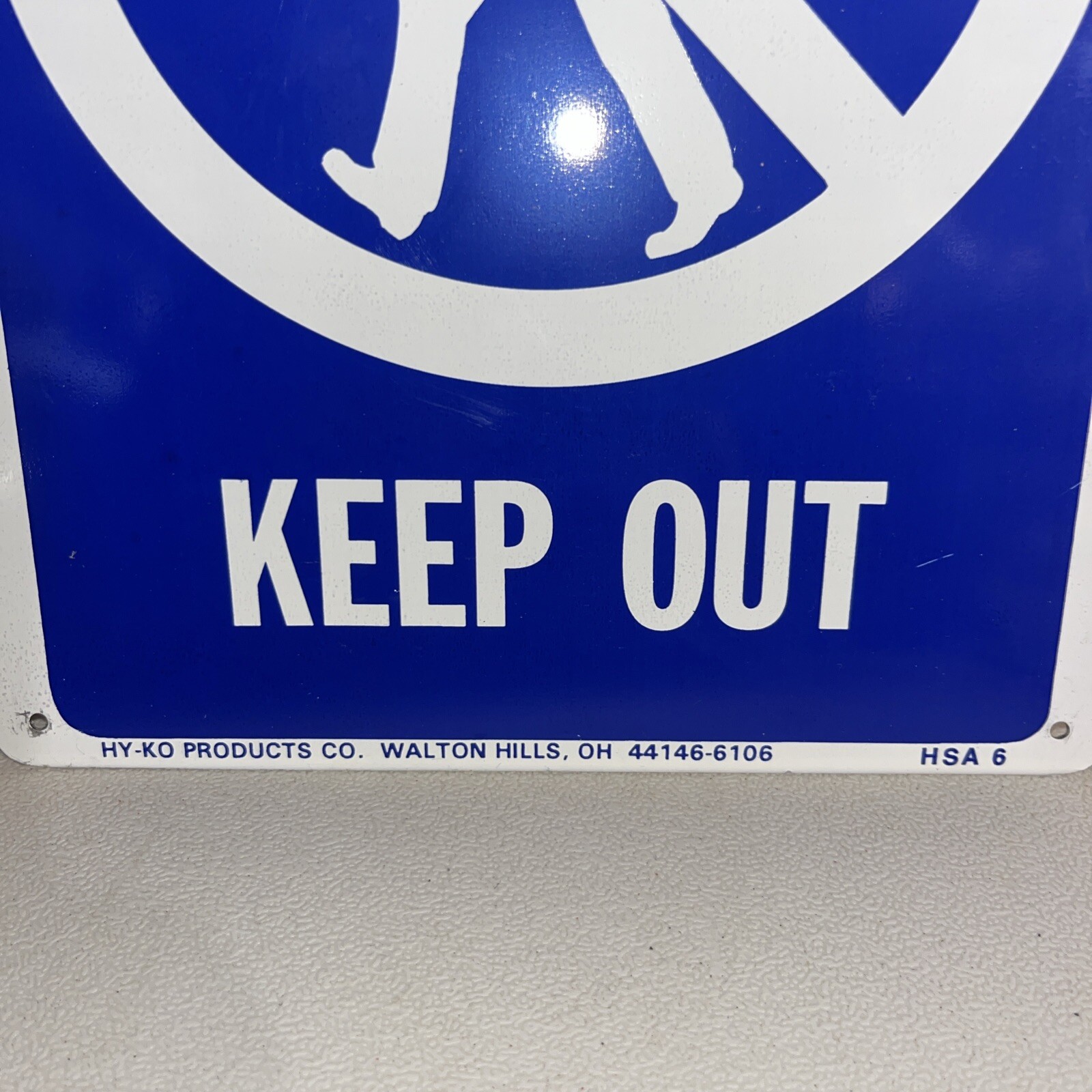 Lot Of 17 Hy-Ko 7” X 10” HS-6 “Keep Out” Metal Signs New Bulk Stock