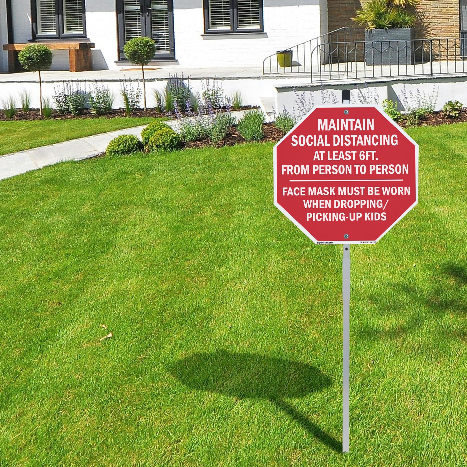 Maintain Social Distancing At Lea Octagon Sign With Stake Weather Resistant