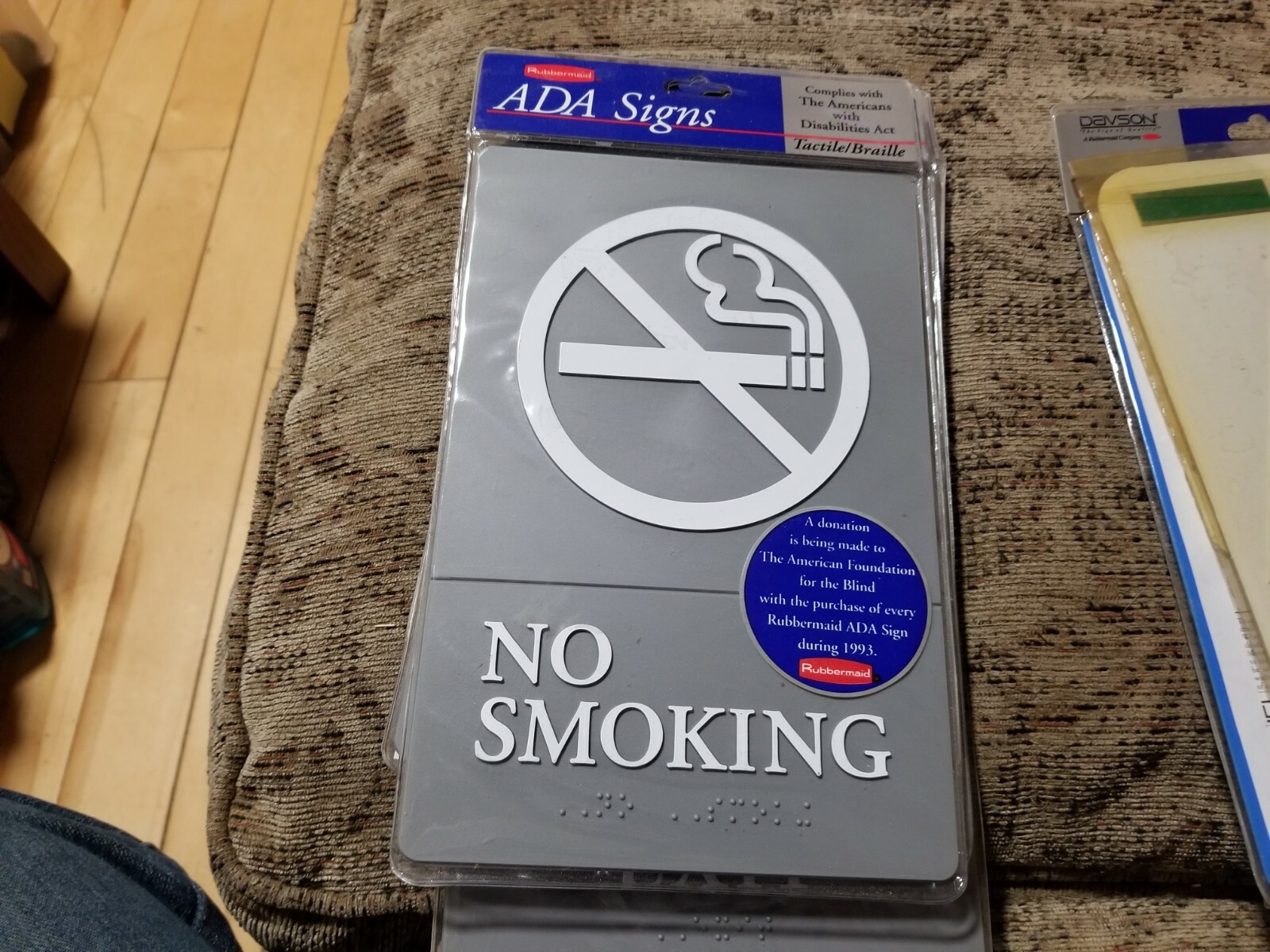 No Smoking 6 x9  » SELF STICK DOOR ENTRANCE SIGN