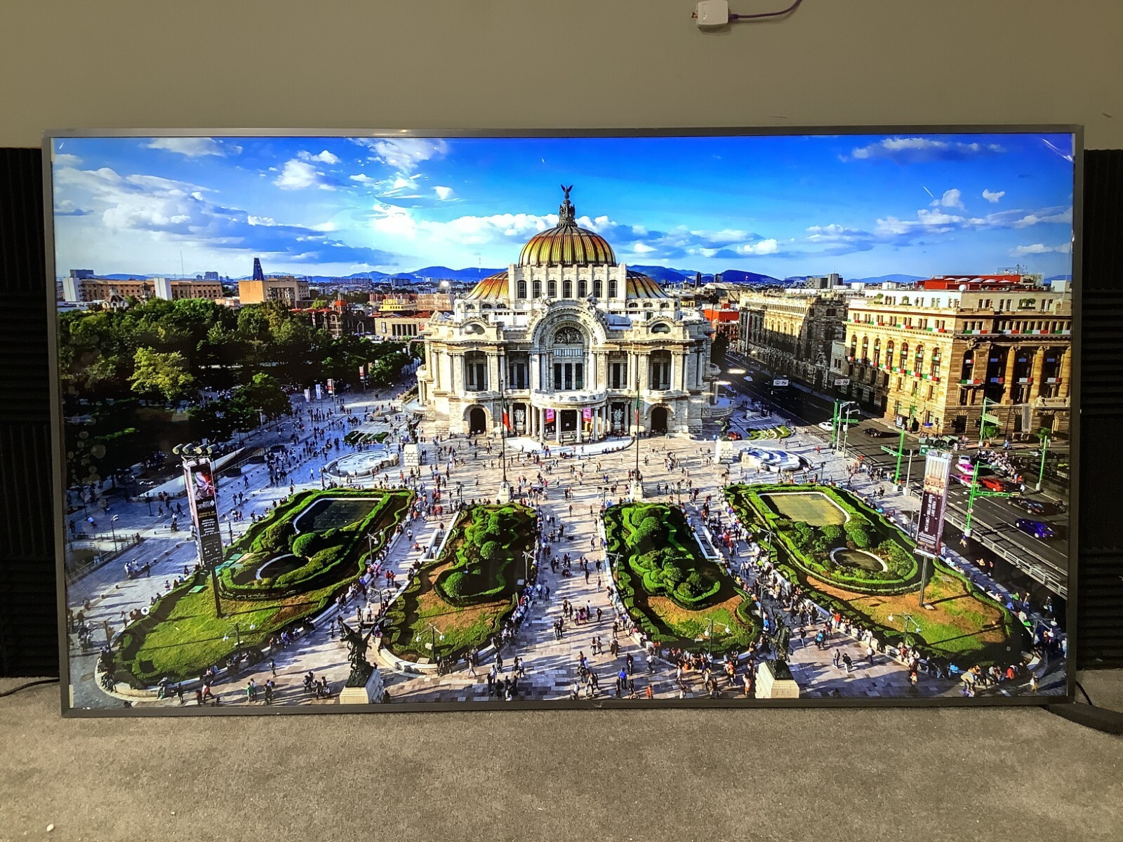 Samsung 98&Prime; Commercial LED LCD Signage Display 4K QB98T-B 🇺🇸✨🇺🇸✨ NEW!
