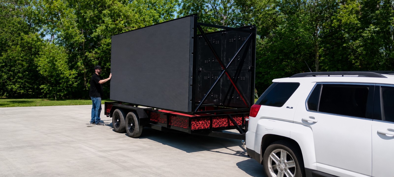 Custom Portable Double-Sided LED Video Trailer – 12&rsquo;6&Prime; x 6&rsquo;3&Prime;