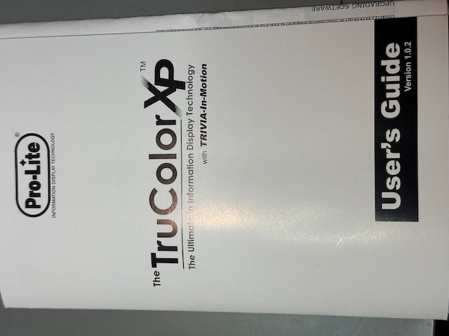 Pro-Lite TruColorXP Programmable LED Sign with « Trivia in Motion »