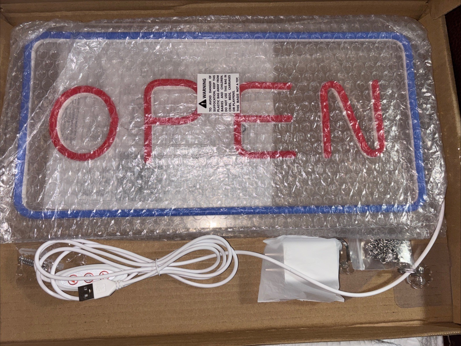 Vibrant « OPEN » LED Neon-Style Sign – Blue And Red Illumination