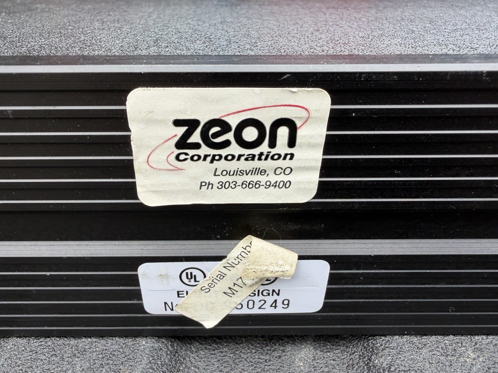 Zeon Corporation Illuminated “Pack & Ship Guarantee” Lighted Store Sign M171601