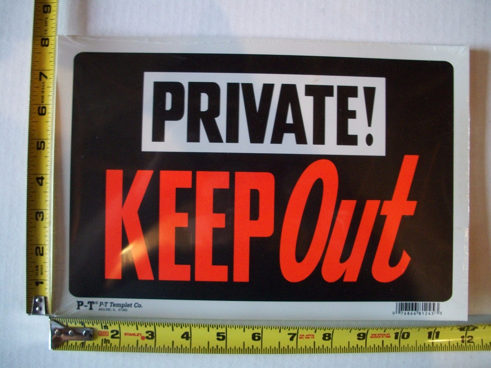 12 Pack Red & White 8×12 Inch Flexible Plastic « Private KEEP Out » Sign&rsquo;s