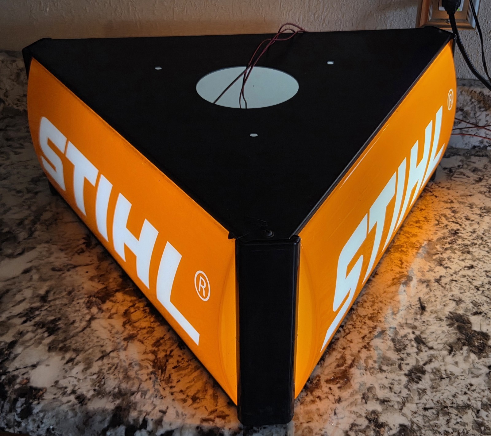 Commercial DEALER STIHL 3 SIDED LED ILLUMINATED STORE SIGN 21&Prime;X21&Prime;X21 AND 8.5&Prime;
