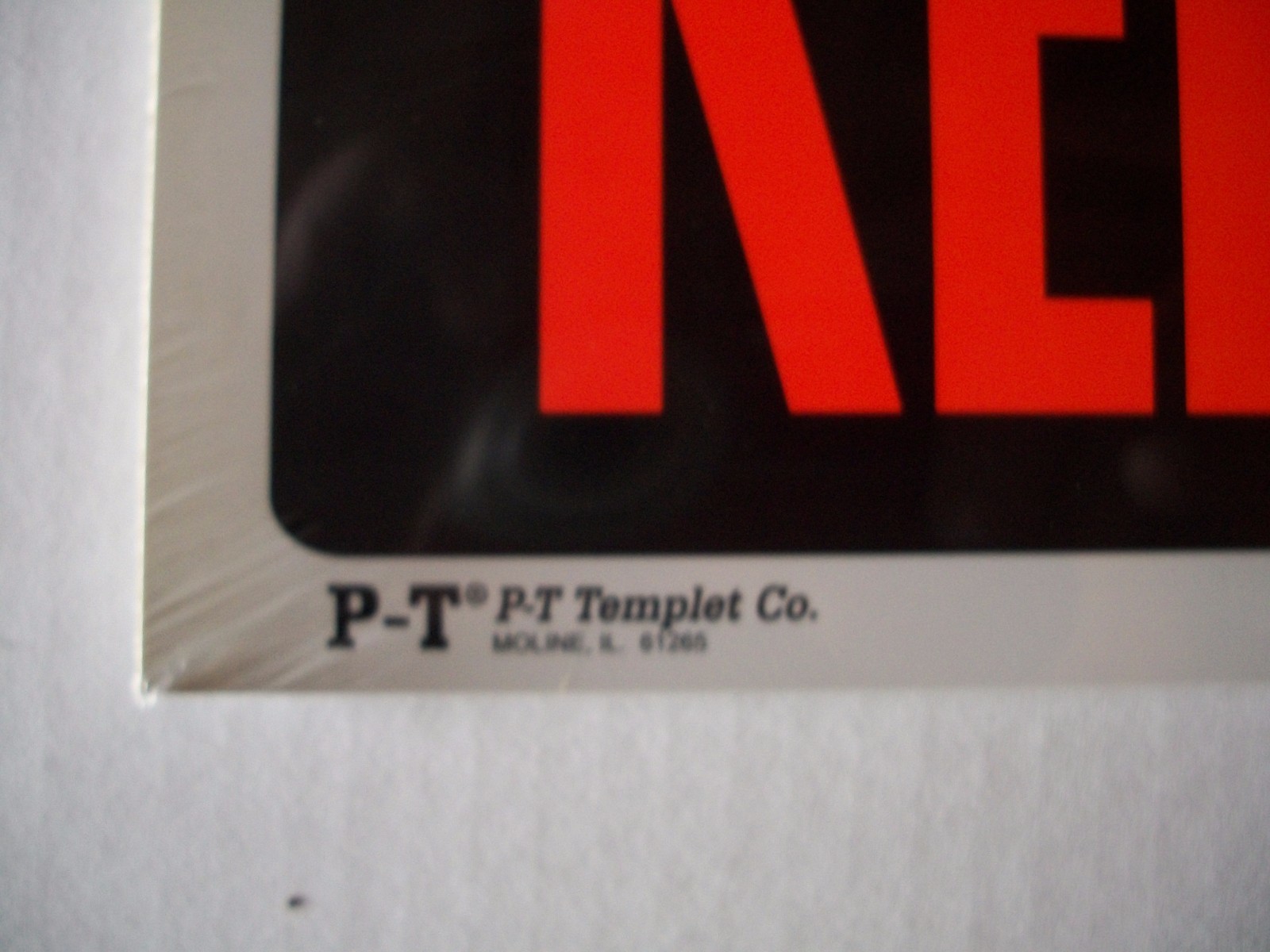12 Pack Red & White 8×12 Inch Flexible Plastic « Private KEEP Out » Sign&rsquo;s