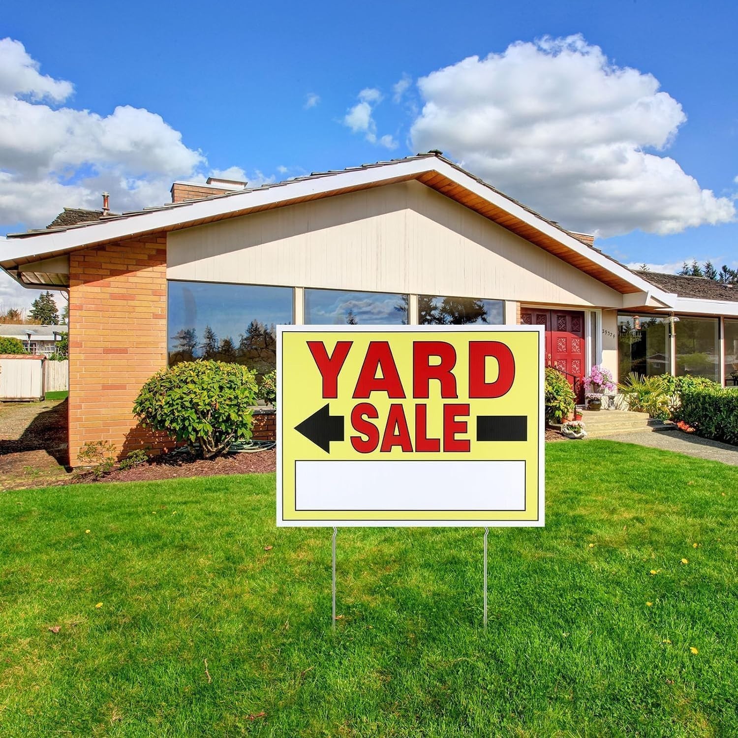 4-Pack Double-Sided Yard Sale Signs with Sturdy Stakes – 16×12 Inch Outdoor
