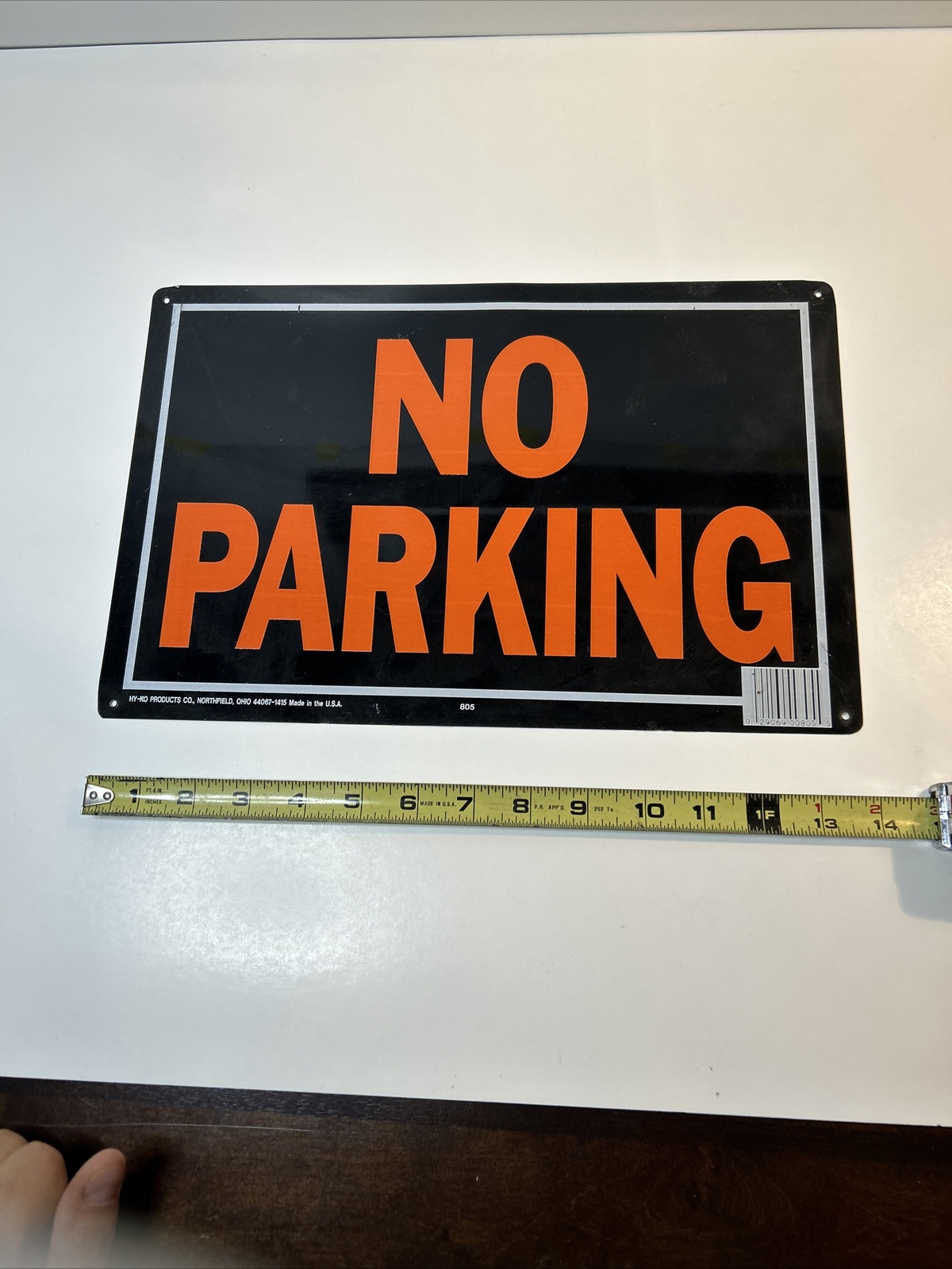 9-1/4&Prime; X 14&Prime; « No Parking » Metal Sign HY-KO 805 MADE IN USA