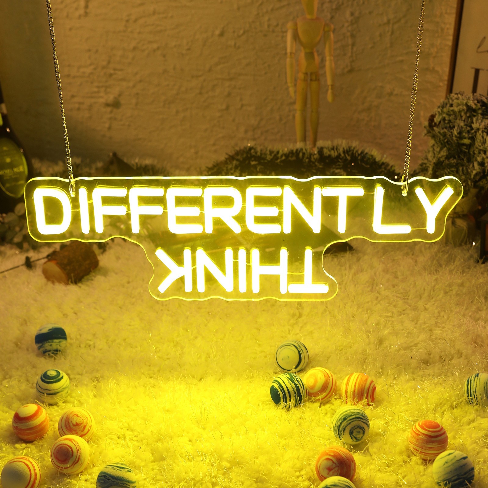Led Neon Sign « Think Differently » Yellow Light 110V Wall Decor 16.5&Prime; x 5&Prime; Wall
