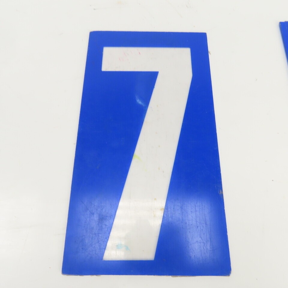 14&Prime; x 7-1/2&Prime; Plastic Marquee Numbers On Plexiglass 1 To 8 Lot Of 44