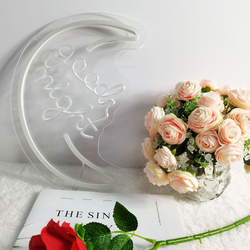 Qomolangma Warm White 12.2 » X 11.4 » LED Neon Sign Moon shape « good night »