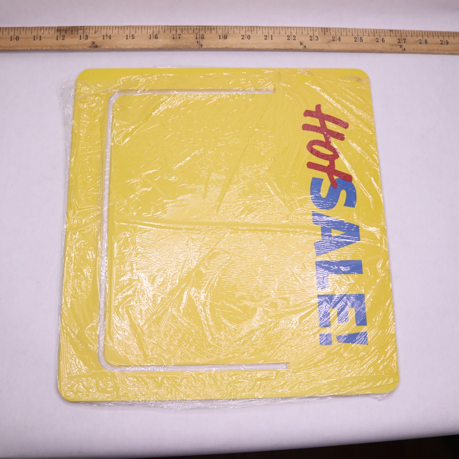 (10-Pk) Hot Sale Sign 12-1/2 x 13-1/2&Prime;